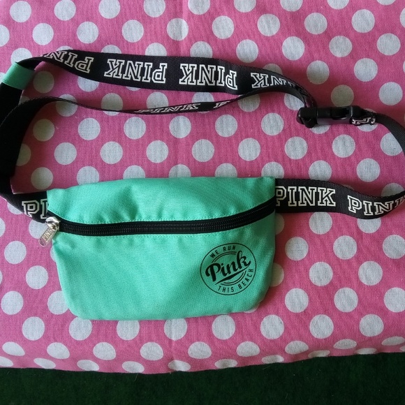 PINK Victoria's Secret Handbags - VS PINK Fanny pack/purse! Cute!